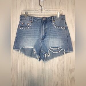 NWT Signature8 embellished denim shorts
